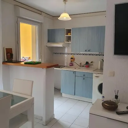Yoyo. Apartment Menton